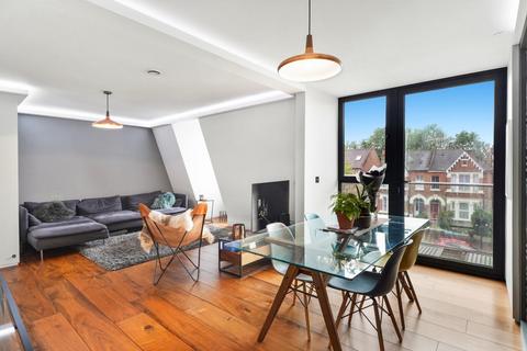 2 bedroom flat for sale, Lordship Lane, East Dulwich, London, SE22