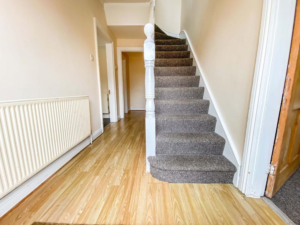 Waterloo Road, Bournemouth BH9 - More