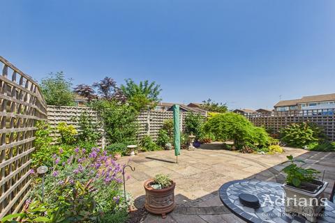 3 bedroom end of terrace house for sale, Bluebell Green, Springfield, CM1 6XF