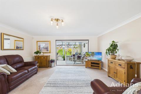 3 bedroom end of terrace house for sale, Bluebell Green, Springfield, CM1 6XF
