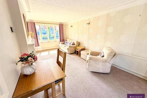 3 bedroom semi-detached house for sale, Brampton Crescent, Wombwell, Barnsley