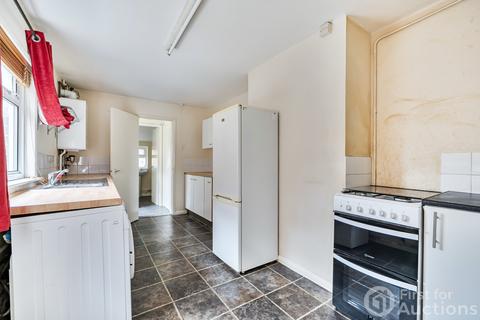 3 bedroom semi-detached house for sale, Hyde End Road, Shinfield, Reading