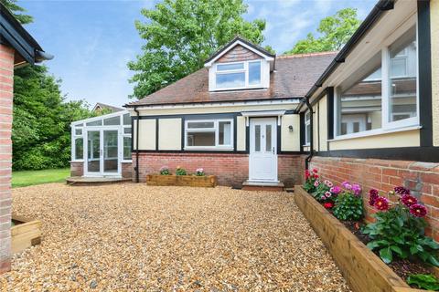 2 bedroom bungalow for sale, Southampton Road, Lyndhurst, Hampshire, SO43