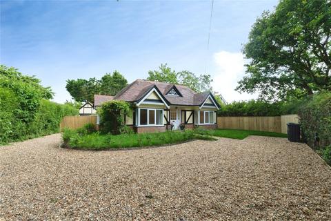 2 bedroom bungalow for sale, Southampton Road, Lyndhurst, Hampshire, SO43