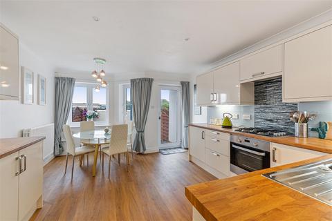3 bedroom townhouse for sale, Royal Sands, Weston-Super-Mare BS23
