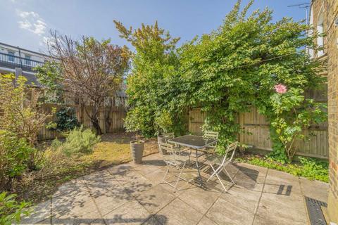 3 bedroom terraced house for sale, Algarve Road, London SW18