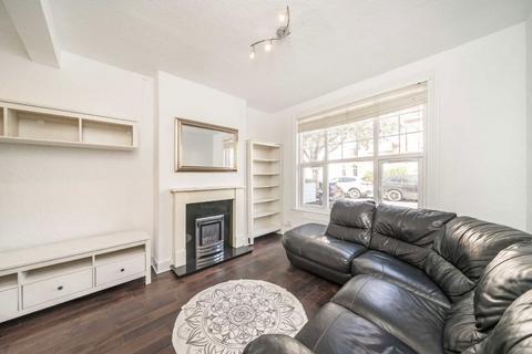 3 bedroom terraced house for sale, Algarve Road, London SW18