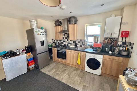 2 bedroom apartment to rent, Portman Street, Taunton, TA2