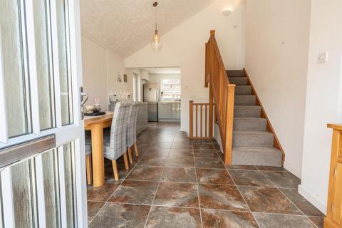 3 bedroom detached house for sale, Cross View Rise, Wembdon, Bridgwater
