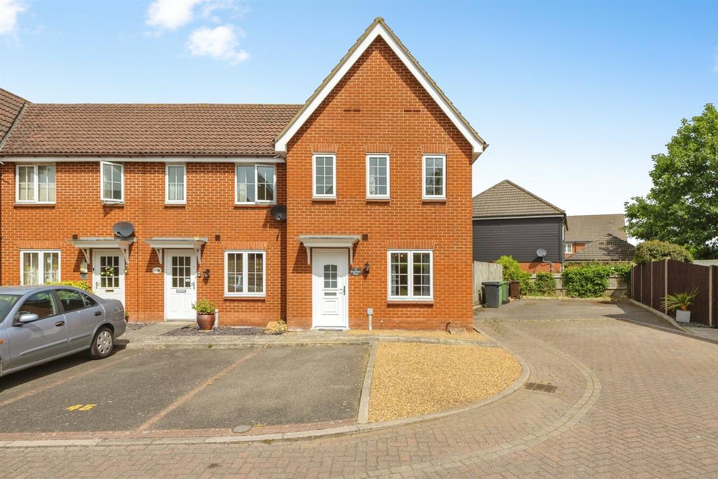 3 bedroom end of terrace house for sale