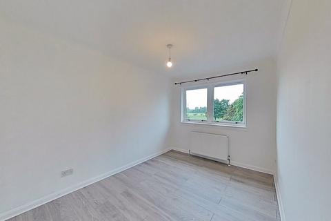 2 bedroom flat to rent, Greenhead Street, Glasgow, G40