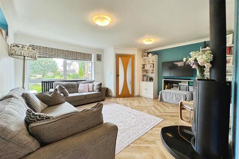 4 bedroom detached house for sale, Kingston Drive, Shrewsbury
