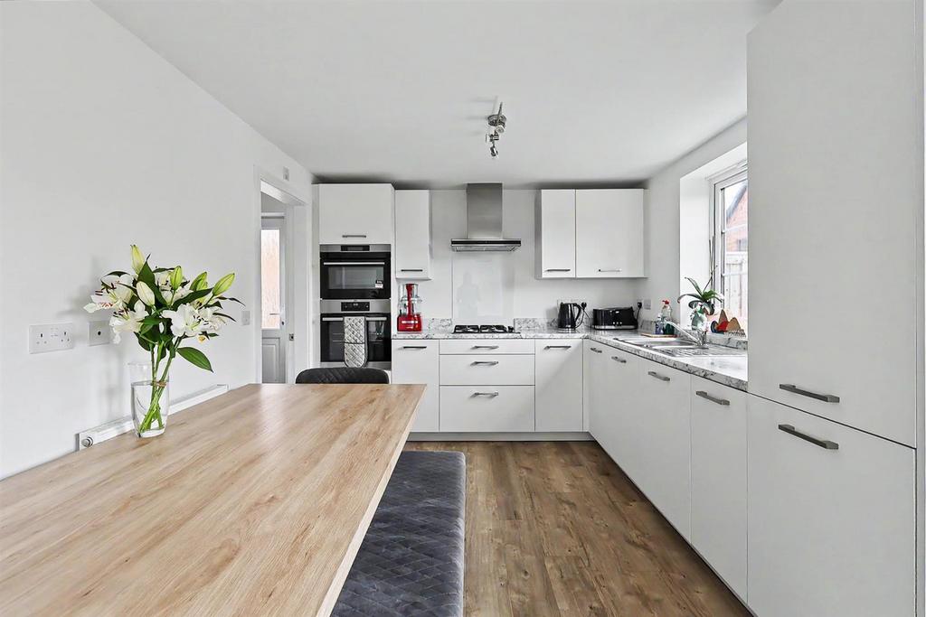 House in Gedling, Redhill - View 2