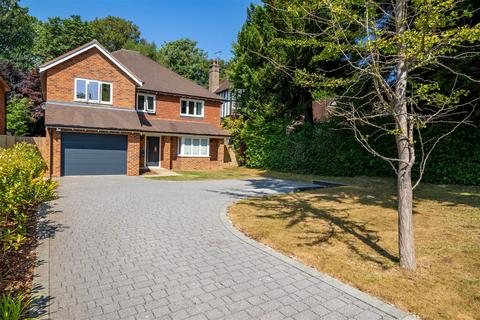 4 bedroom detached house for sale, First Avenue, Worthing