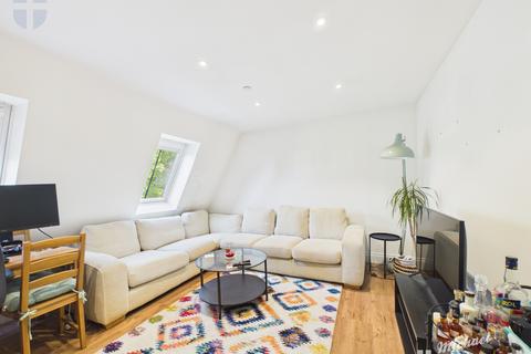 2 bedroom flat to rent, Prebendal Court, Oxford Road, Aylesbury