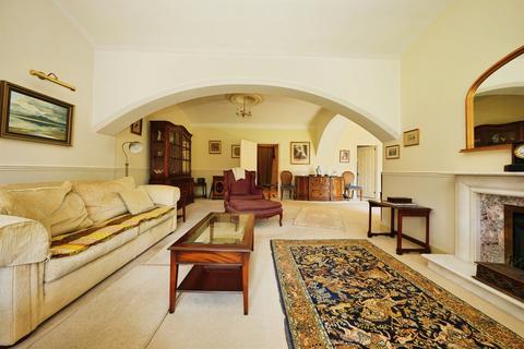 4 bedroom house for sale, West Court, South Horrington Village, Wells