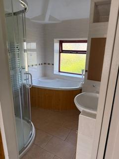 3 bedroom end of terrace house for sale, West Avenue, Honley, HD9