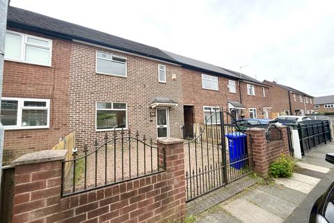 2 bedroom house to rent, Yattendon Avenue, Manchester, M23