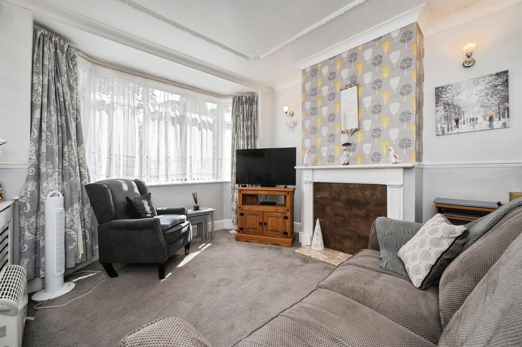 Woodmill Lane, Southampton - View 2