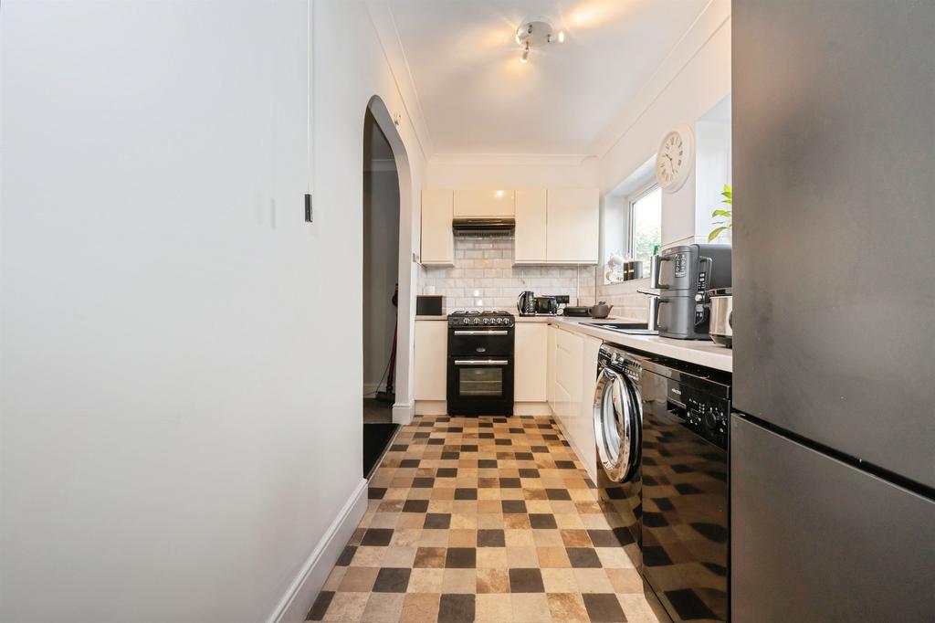 Woodmill Lane, Southampton - View 6