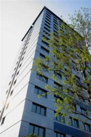 Apartment in Nottingham, Hyson Green - More