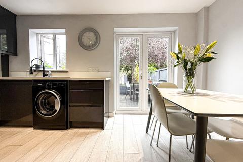 3 bedroom link detached house for sale, Bishop Fox Drive, Taunton.