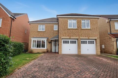 Detached house - Brookfield Avenue, Brookfield, Acklam