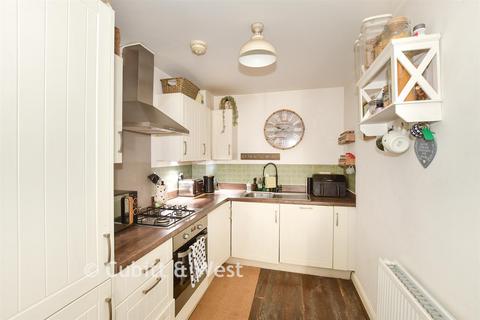 2 bedroom ground floor flat for sale, Bedivere Road, Crawley RH11