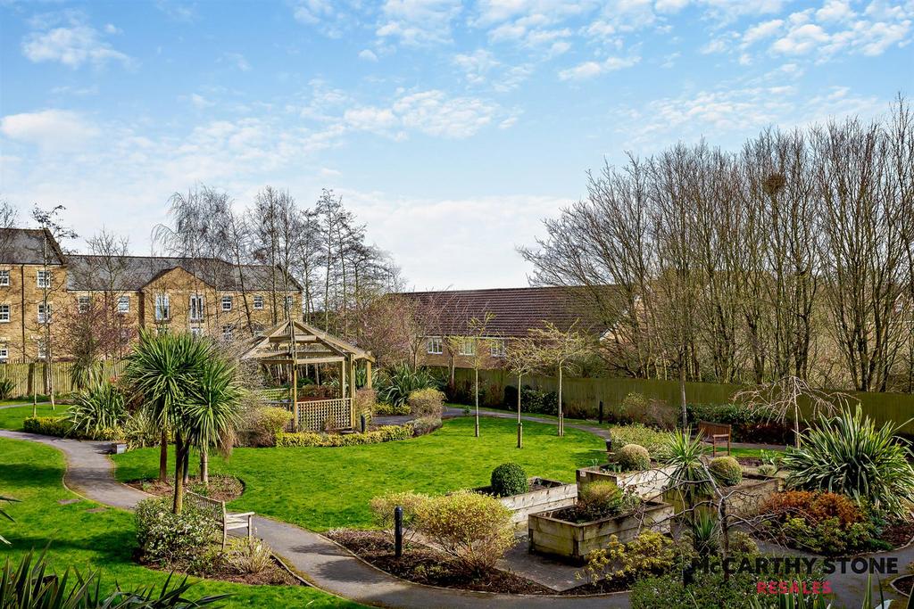 Thackrah Court
