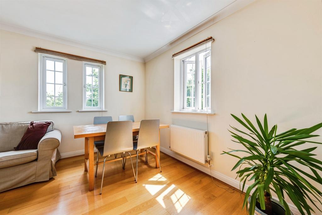 Apartment in Oxford, Littlemore Park, Littlemore - View 4