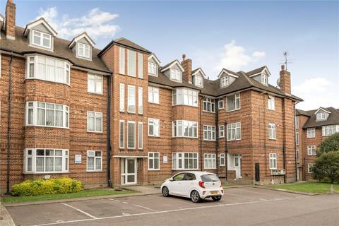 Oakleigh Road North, London, N20