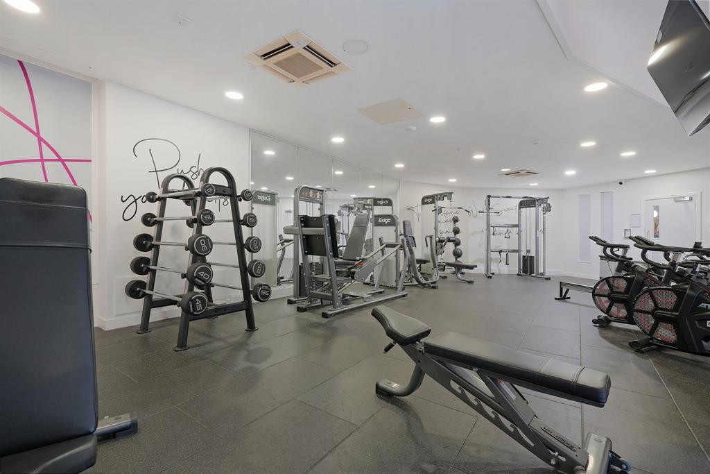 Apartment in Sheffield, South Yorkshire - View 3