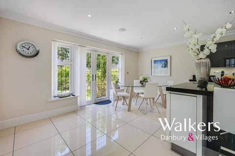 undefined, Southend Road, Howe Green