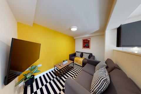 6 bed semi-detached house for rent in Bath BA2