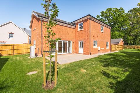 5 bedroom detached house for sale, Eye-catching New Homes Available, Framingham Earl