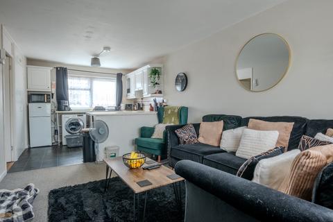 1 bedroom flat for sale, Villa Court, Madeley TF7