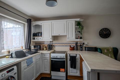 1 bedroom flat for sale, Villa Court, Madeley TF7