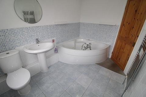 3 bedroom semi-detached house for sale, Allendale Road, Blyth, NE24