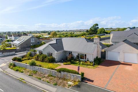 3 bedroom bungalow for sale, Weston Street, Portland