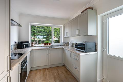 3 bedroom detached bungalow for sale, High Street, Hagworthingham, PE23
