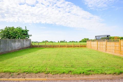 3 bedroom detached bungalow for sale, High Street, Hagworthingham, PE23