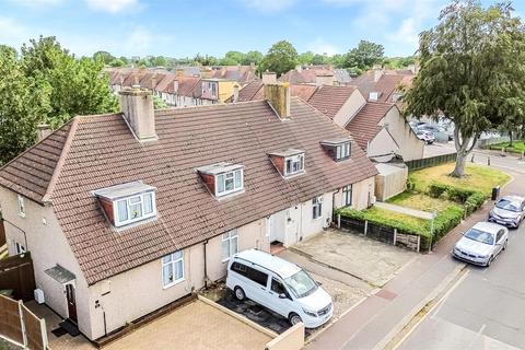 2 bedroom house for sale, Winterbourne Road, Dagenham
