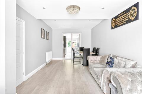2 bedroom house for sale, Winterbourne Road, Dagenham