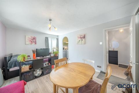 Studio for sale, Beaumaris Green, London NW9