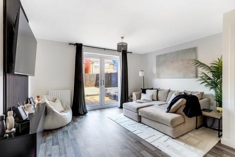 2 bedroom semi-detached house for sale, Rawnsley Drive, Nottingham NG4