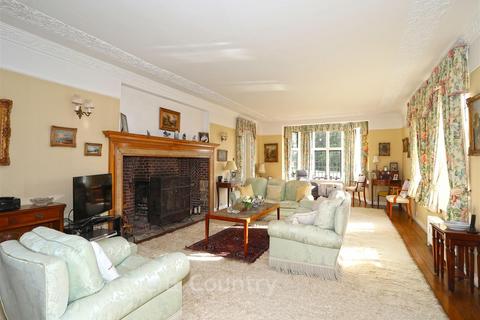 6 bedroom character property for sale, Wadhurst Road, Crowborough TN6