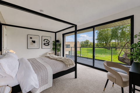 5 bedroom house for sale, Wallis House, Courtlands Park, Banstead, SM7