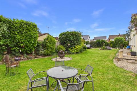 3 bedroom detached bungalow for sale, Church Road, Longlevens, Gloucester