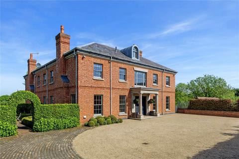 6 bedroom detached house for sale, Church Gate, High Street, Edlesborough, Buckinghamshire, LU6