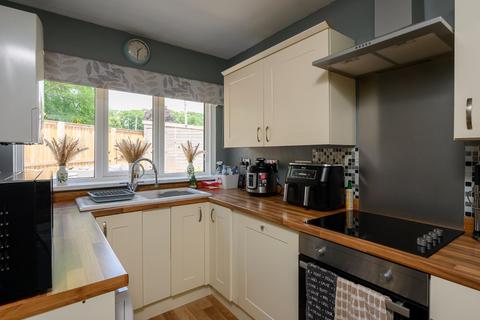 4 bedroom house for sale, Scarborough Road, Norton, Malton